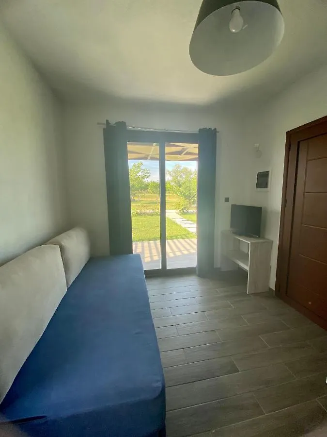 Hill Sun Luxury Suites Nea Iraklia Holiday home