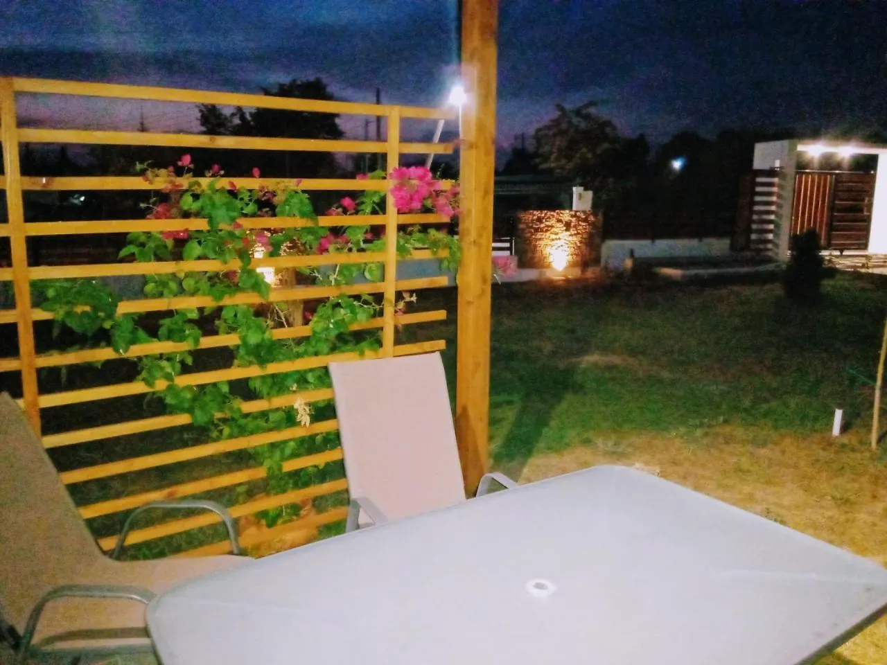 Hill Sun Luxury Suites Nea Iraklia Holiday home